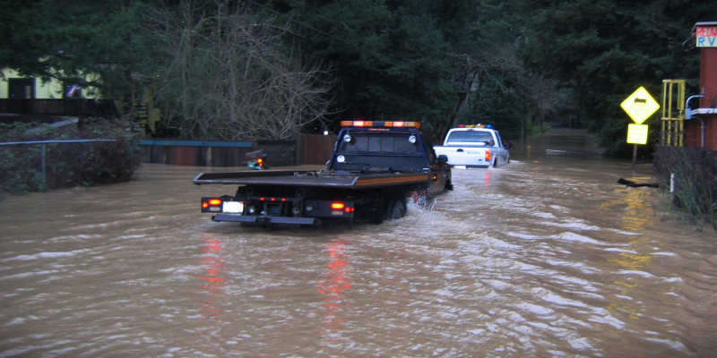 Tow Truck in deep water